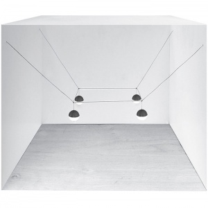 FLOS závěsné svítidlo String Light Sphere černé 22m kabel