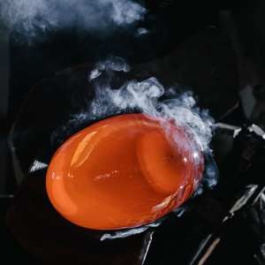 BOMMA stolní lampa Umbra kouřová