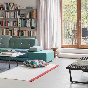 VITRA lavička Nelson Bench krátká černá